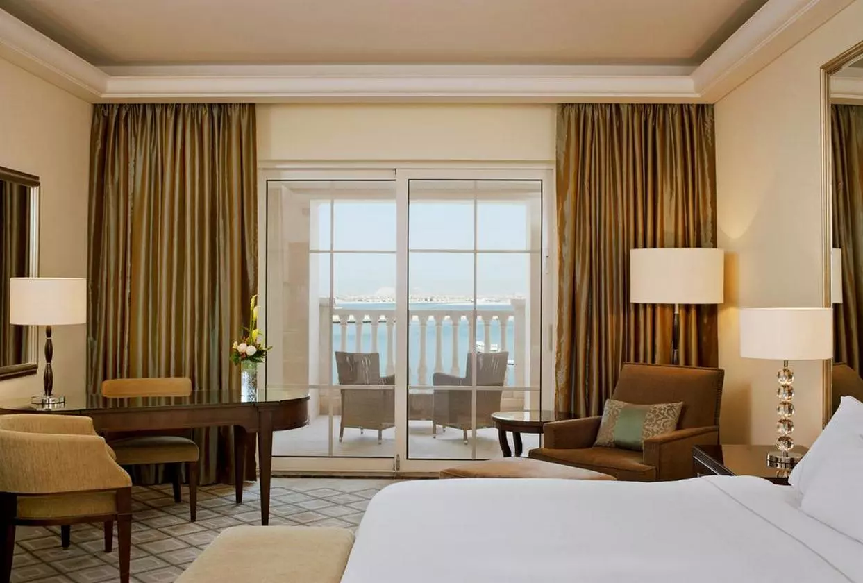 WESTIN_SHABAVIZ (2).jpg